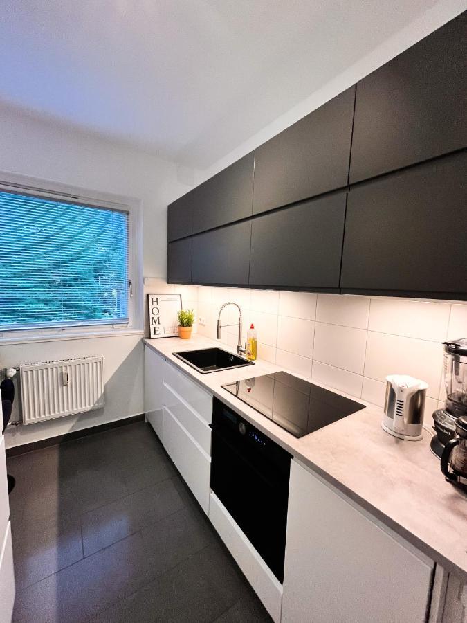 01 Bedroom In Mitte-Up To 5 People-Private Free Parking برلين المظهر الخارجي الصورة