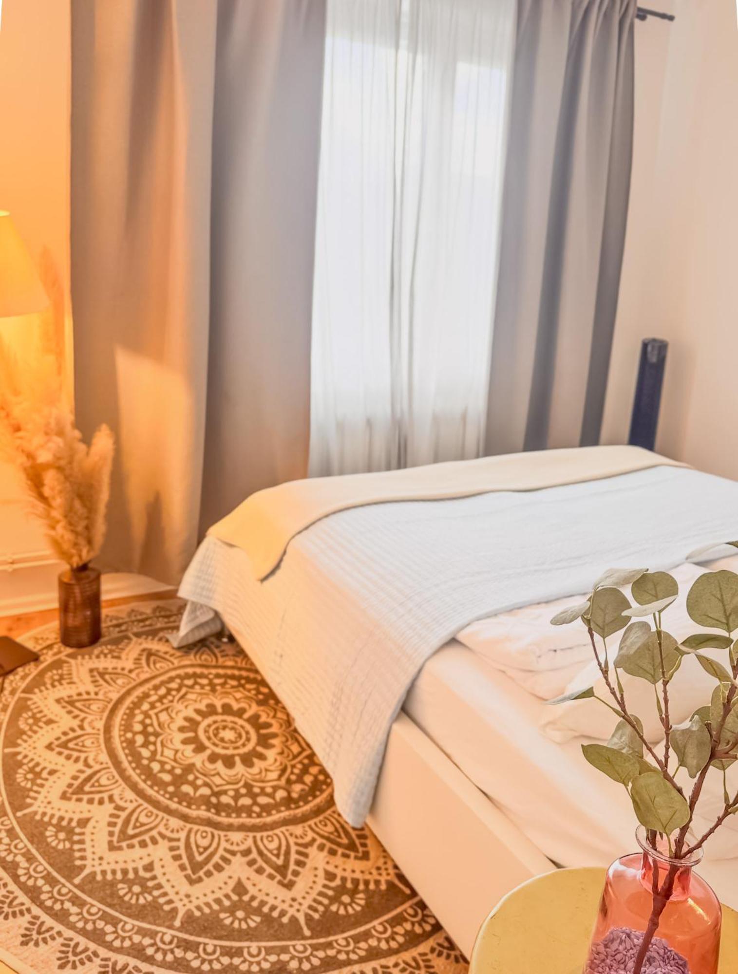 01 Bedroom In Mitte-Up To 5 People-Private Free Parking برلين المظهر الخارجي الصورة