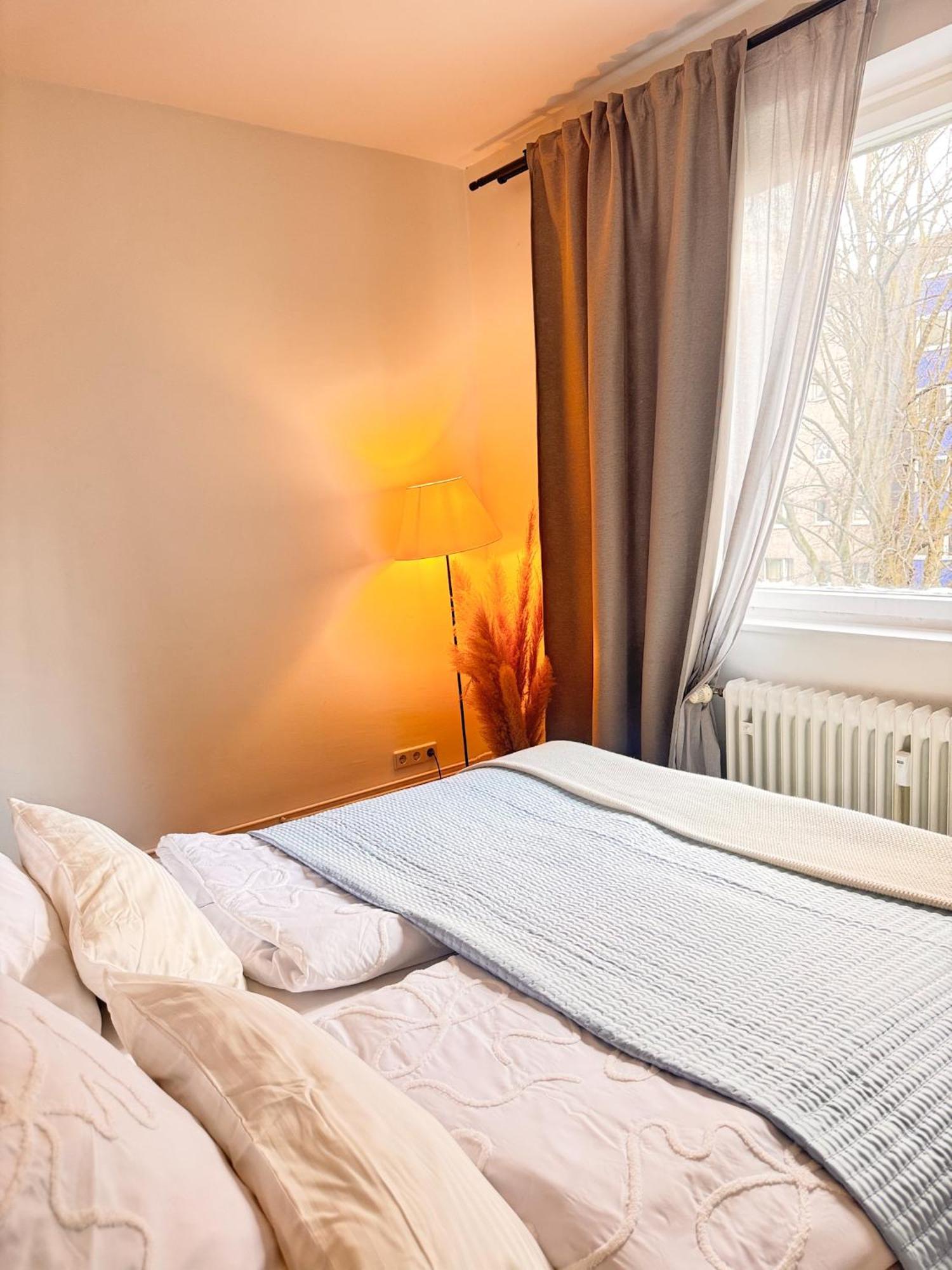 01 Bedroom In Mitte-Up To 5 People-Private Free Parking برلين المظهر الخارجي الصورة